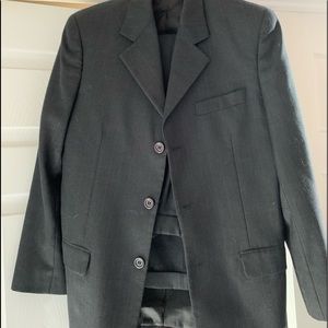 Size 18R young men’s suit, 2 piece
